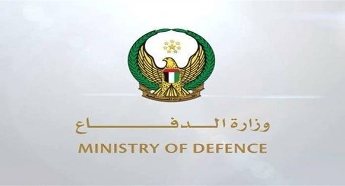 الدفاعات الإماراتية تتصدى لصواريخ ومسيرات