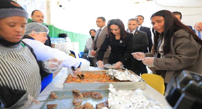 وزيرة التضامن تتفقد أنشطة خدمات ذوي الإعاقة بمدينة الشروق