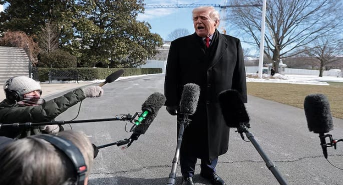 الرئيس الأمريكي: إمكانية إجراء محادثات مع إيران