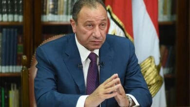 الأهلي يقرر خصم 30% من رواتب اللاعبين وبدء هيكلة قطاع الكرة