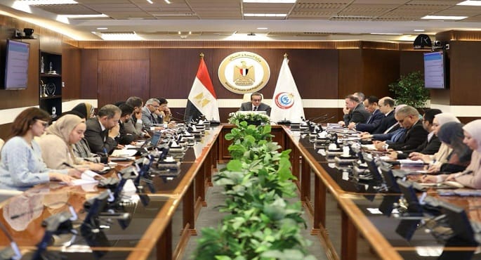 وزير الصحة يوجه بخطة استثمارية لتطوير المنظومة الصحية 2026/2027