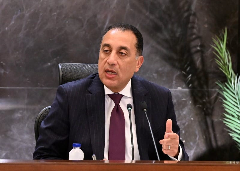 رئيس الوزراء يترأس اجتماع لجنة إدارة الأزمات المركزية