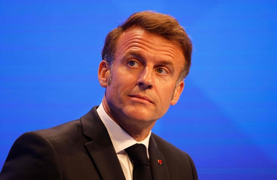 ماكرون يدعو الكيان الصهيوني لاحترام سيادة لبنان وضبط النفس