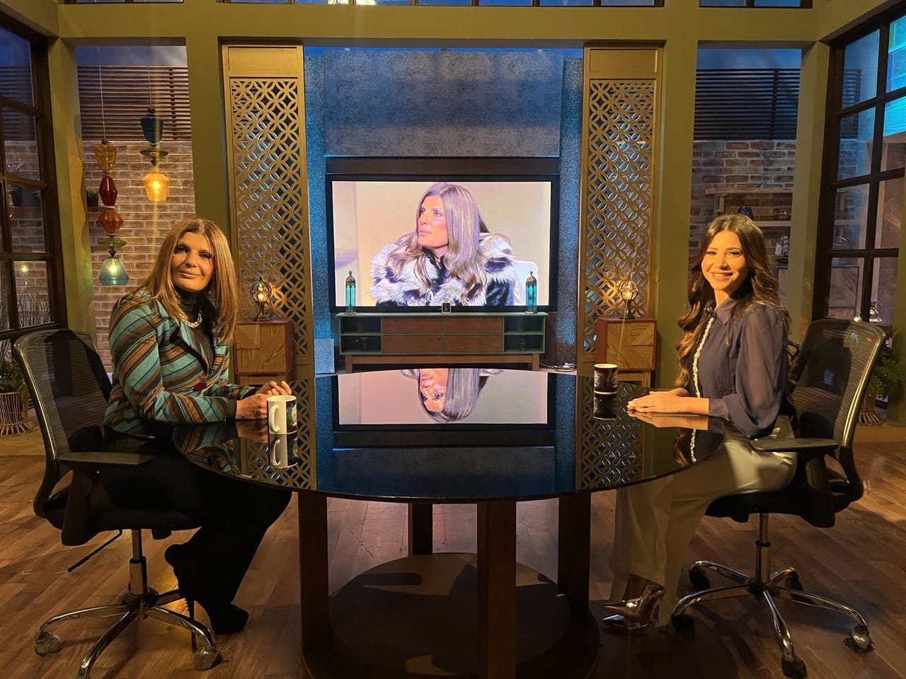 الفنانة فيدرا تكشف تفاصيل حياتها الشخصية والفنية وخلافاتها الفنية