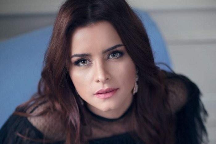 الفنانة اللبنانية نور تحيي ذكرى ميلاد زوجها الراحل برسالة مؤثرة