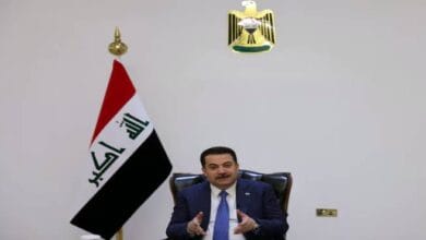 رئيس الوزراء العراقي يدين الهجمات على مواقع الحشد الشعبي