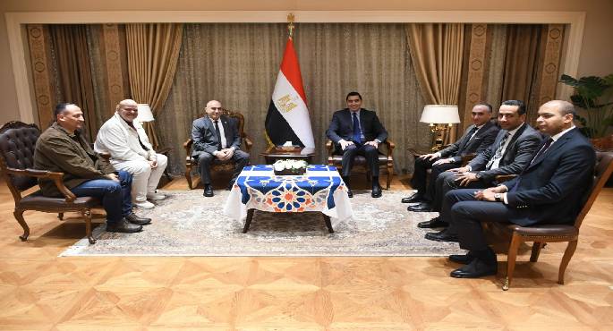 وزير الشباب والرياضة يبحث استعدادات استضافة مصر لبطولات رفع الأثقال العالمية والإقليمية