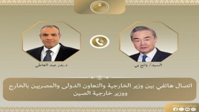 وزيرا خارجية مصر والصين يبحثان هاتفياً تعزيز العلاقات والتطورات الإقليمية