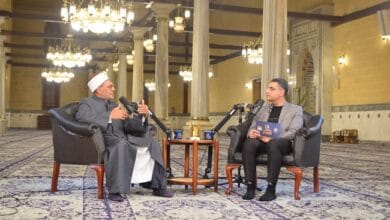 ملتقى الفكر الإسلامي بمسجد الإمام الحسين يناقش دور الشباب والتكامل المعرفي في بناء الوعي