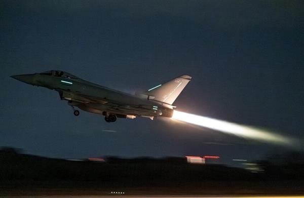 ارتفاع أسعار الشحن الجوي 70% بفعل التوترات الإقليمية.. أولوية للصحة والغذاء