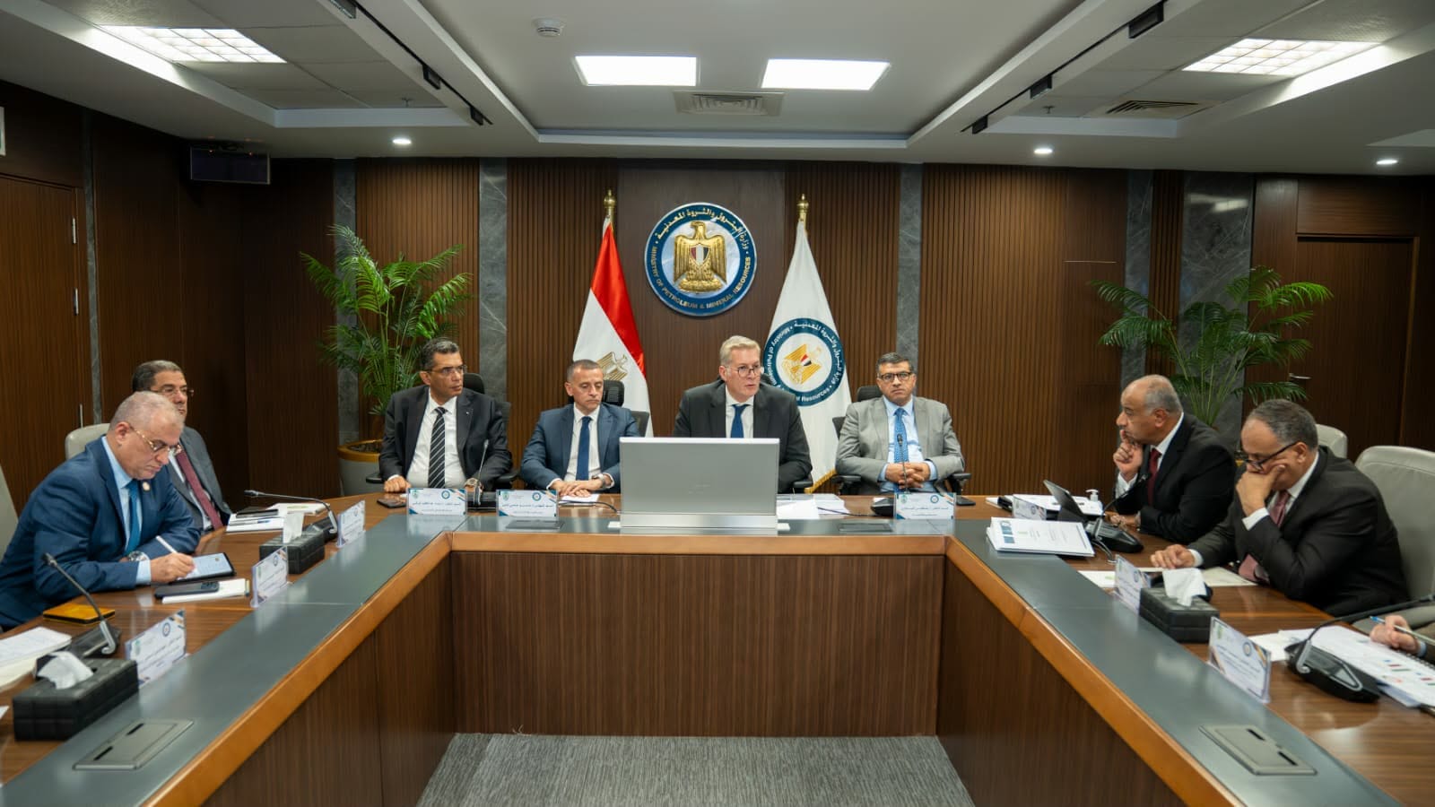 شركة جنوب الوادي المصرية القابضة للبترول تعتزم حفر 5 آبار استكشافية بتكلفة 33 مليون دولار