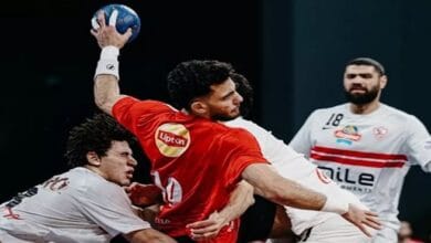 الأهلي يتصدر دوري كرة اليد بفوز على الزمالك