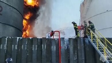 روسيا: مسيرات أوكرانية تستهدف مصفاة نفط وميناء جنوبي