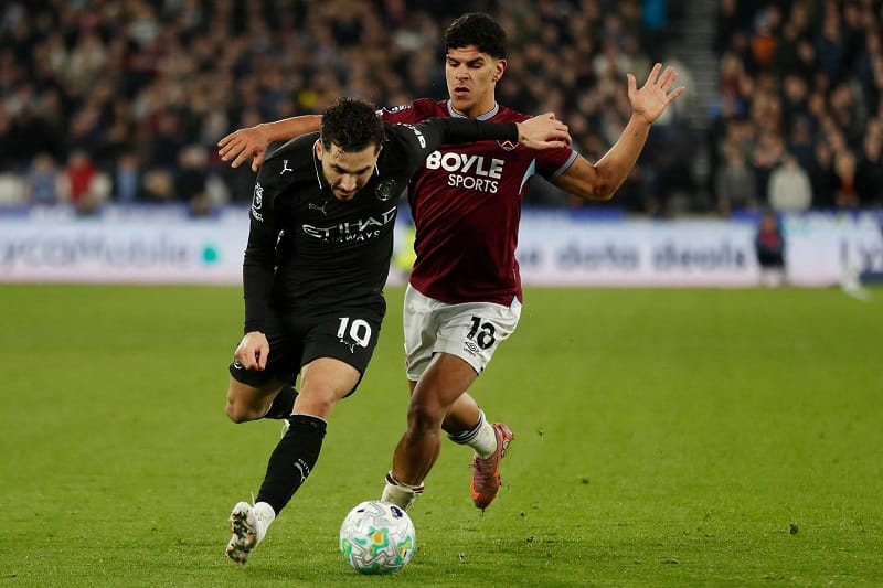 مانشستر سيتي يتعثر أمام وست هام مبتعداً عن أرسنال المتصدر