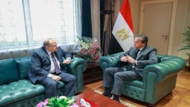 وزير الصحة يبحث مع رئيس هيئة الدواء توافر الأدوية والمستلزمات الطبية