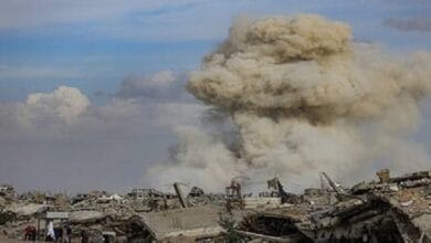 استشهاد 8 من عناصر الشرطة الفلسطينية في غارة وسط القطاع