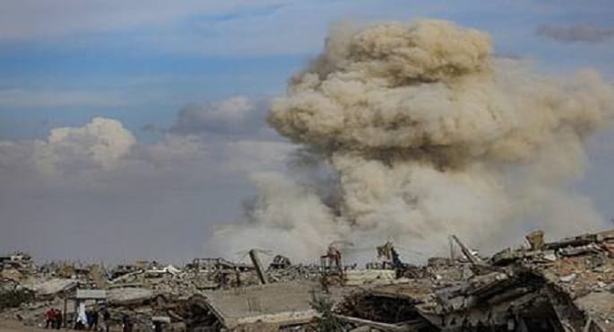 استشهاد 8 من عناصر الشرطة الفلسطينية في غارة وسط القطاع