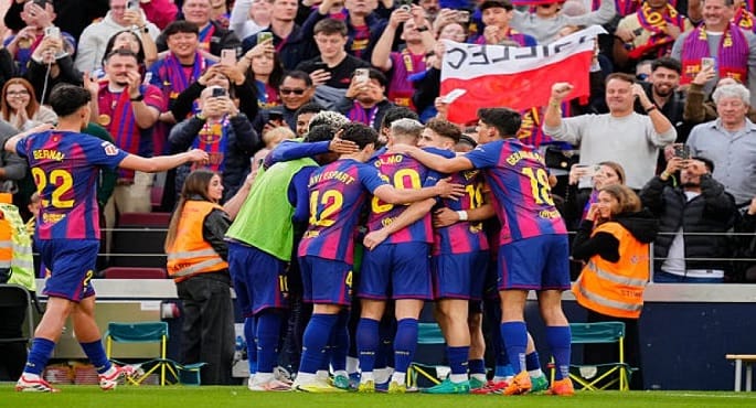 برشلونة يكتسح إشبيلية بخماسية ويعزز صدارته لليجا