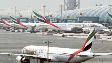 حريق بمحيط مطار دبي الدولي إثر استهداف بطائرة مسيرة