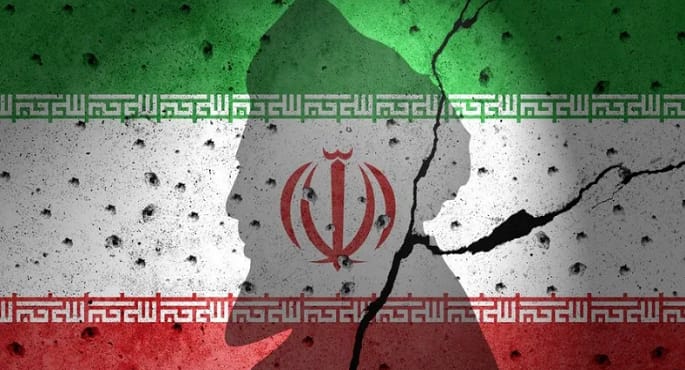 طهران تواجه خيارات صعبة في ظل تصاعد التوترات الإقليمية