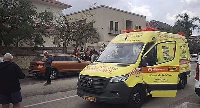 الصحة الإسرائيلية: نقل 142 مصابًا للمستشفيات خلال 24 ساعة