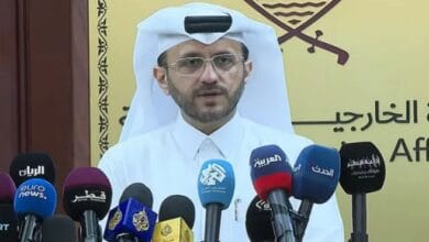 قطر تدعو إيران لوقف الهجمات فوراً لتمهيد الطريق لحل دبلوماسي