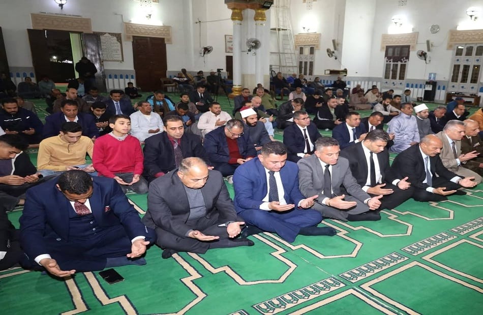 محافظ السويس يشهد احتفال مديرية الأوقاف بليلة القدر