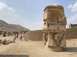 اكتشاف 13 ألف قطعة أوستراكا في سوهاج يحطم رقمًا قياسيًا عالميًا