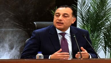 رئيس الوزراء يهنئ الرئيس السيسي بعيد الفطر المبارك