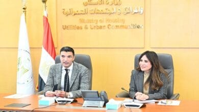 وزيرا الإسكان والصناعة يبحثان سبل التعاون لتطوير المناطق الصناعية