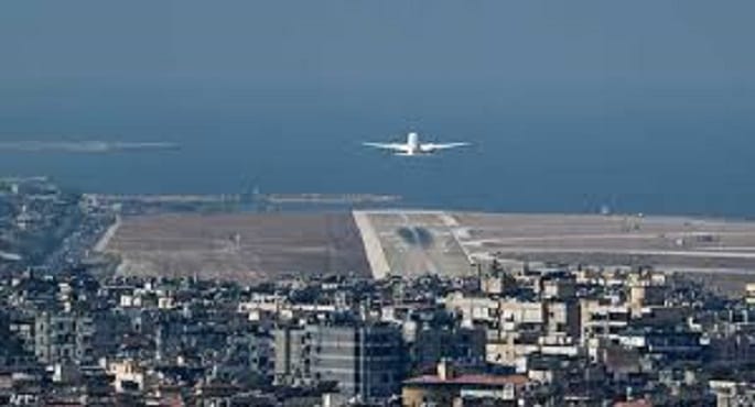 شركات طيران عالمية تواصل تعليق رحلاتها إلى الكيان الصهيوني وسط مخاوف أمنية