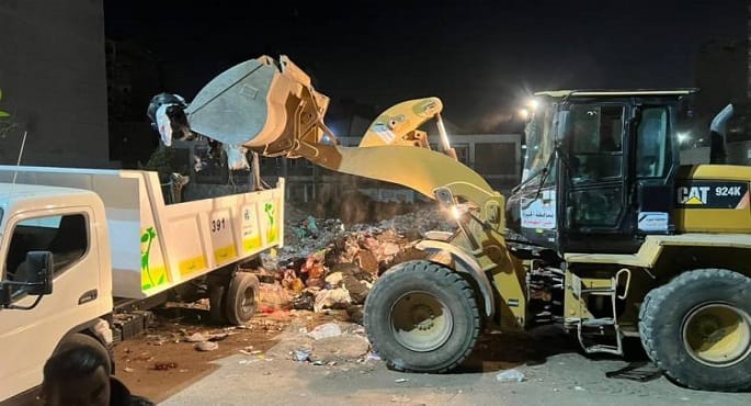 رفع 525 طناً من المخلفات بشوارع الهرم بالجيزة