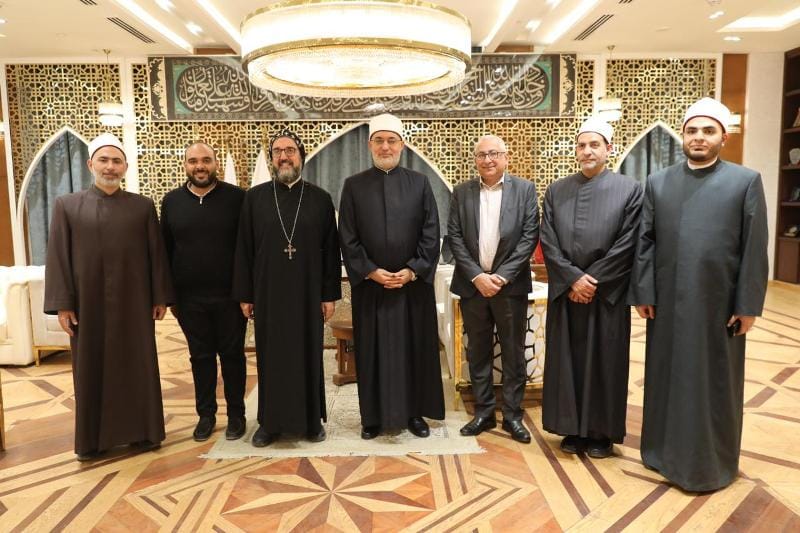 مفتي الجمهورية يستقبل وفدًا من الكنيسة السريانية الأرثوذكسية للتهنئة بعيد الفطر