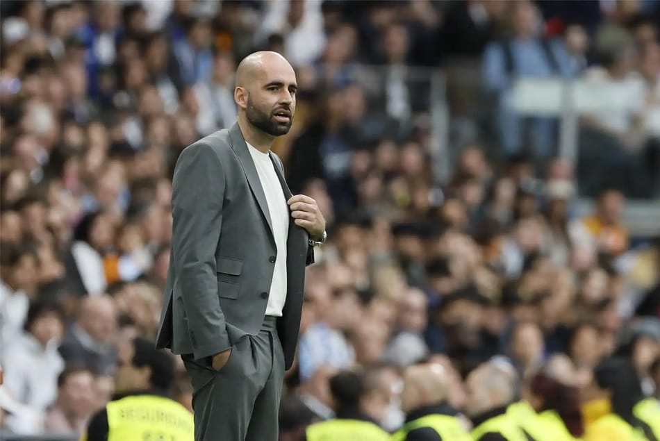 مدرب سيلتا فيجو يعرب عن ثقته في تجاوز أولمبيك ليون بالتورن الأوروبي