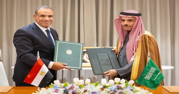مصر والسعودية توقعان اتفاقية إعفاء متبادل من تأشيرات الإقامة القصيرة لحاملي الجوازات الدبلوماسية والخاصة