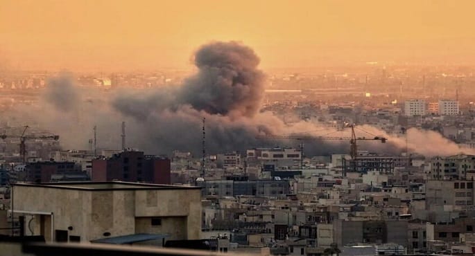 دول غربية وآسيوية تدعو إيران لوقف الهجمات على البنية التحتية المدنية