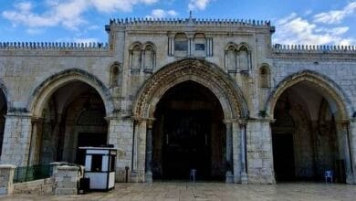 الاحتلال يواصل إغلاق المسجد الأقصى لليوم العشرين وحرمان آلاف الفلسطينيين من صلاة العيد