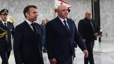الرئيس اللبناني يثمن جهود فرنسا لوقف التصعيد العسكري ويؤكد تمسك لبنان بقرار الحرب والسلم للدولة