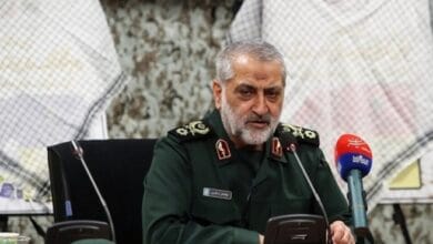 طهران تهدد بملاحقة المسؤولين الأمريكيين وقيادات الاحتلال الإسرائيلي