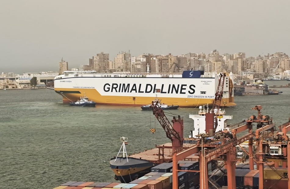 ميناء الإسكندرية يستقبل أحدث عبارات الرورو خلال أيام العيد