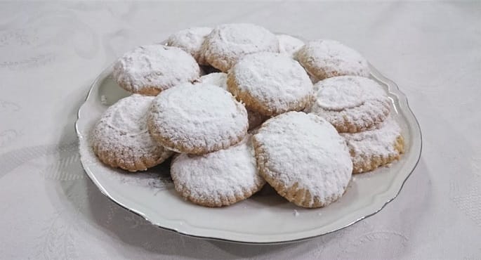 دليل صحي للاستمتاع بكحك العيد دون الشعور بالثقل