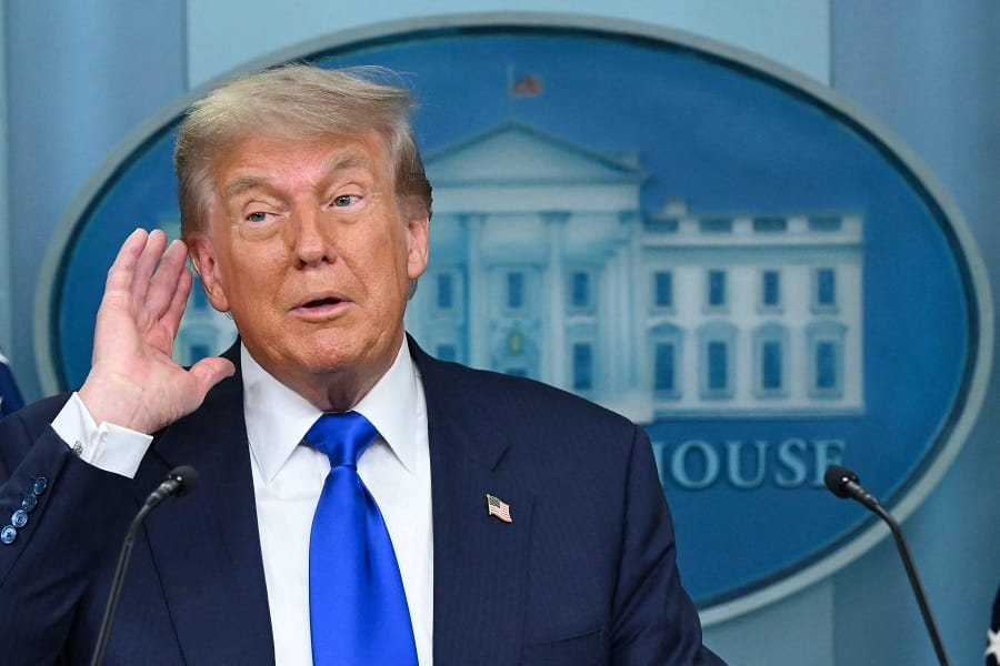 ترامب: القيادة الإيرانية سقطت وقواتها البحرية والجوية دمرت بالكامل