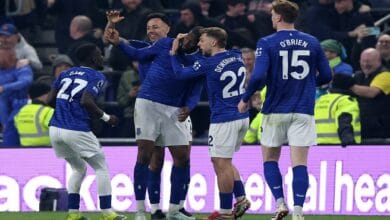 سندرلاند يحقق فوزاً قاتلاً على نيوكاسل 2-1 في الدوري الإنجليزي الممتاز