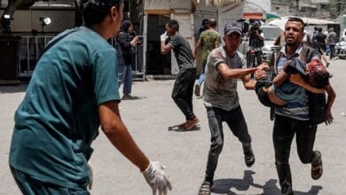 استشهاد 3 فلسطينيين وإصابة 10 آخرين جراء قصف للاحتلال استهدف مخيم النصيرات وسط غزة