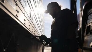 الاقتصاد العالمي يترقب تقييم الأضرار الاقتصادية للحرب على إيران