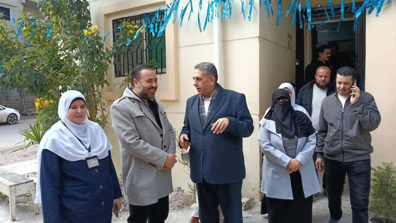 وكيل صحة كفر الشيخ يتفقد وحدة الكلى بسنديون للاطمئنان على الخدمات خلال عيد الفطر