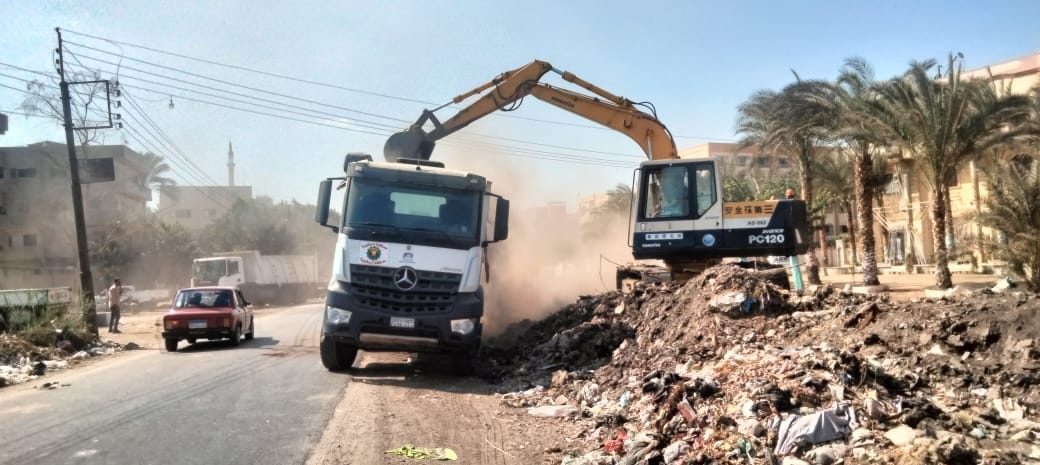 حملات نظافة مكثفة بمراكز الشرقية خلال العطلات الرسمية