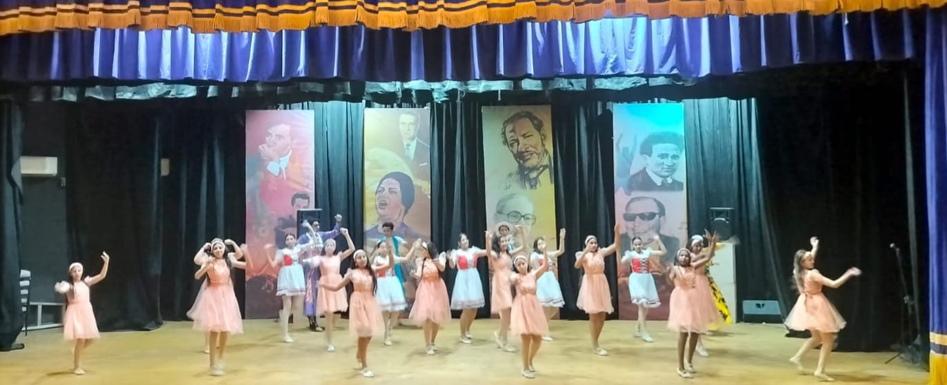 عروض فنون شعبية تحتفي بعيد الفطر بقصر ثقافة وادي النطرون