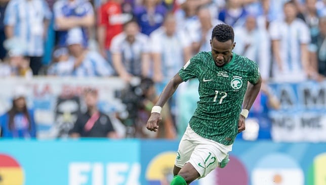 غموض حول مشاركة مدافع الهلال في ودية منتخب مصر