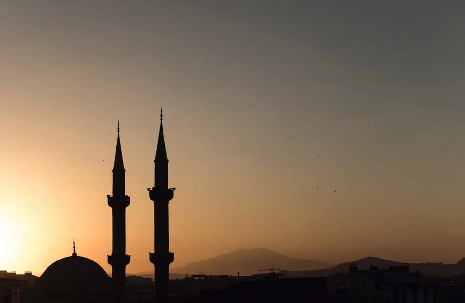 مواقيت الصلاة اليوم الثلاثاء 24 مارس 2026 في القاهرة والمحافظات